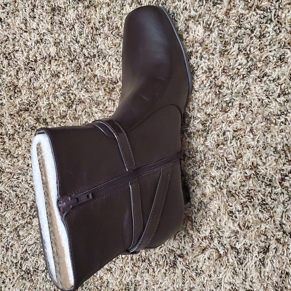 Kenneth Cole Reaction - Picture 5 of 7